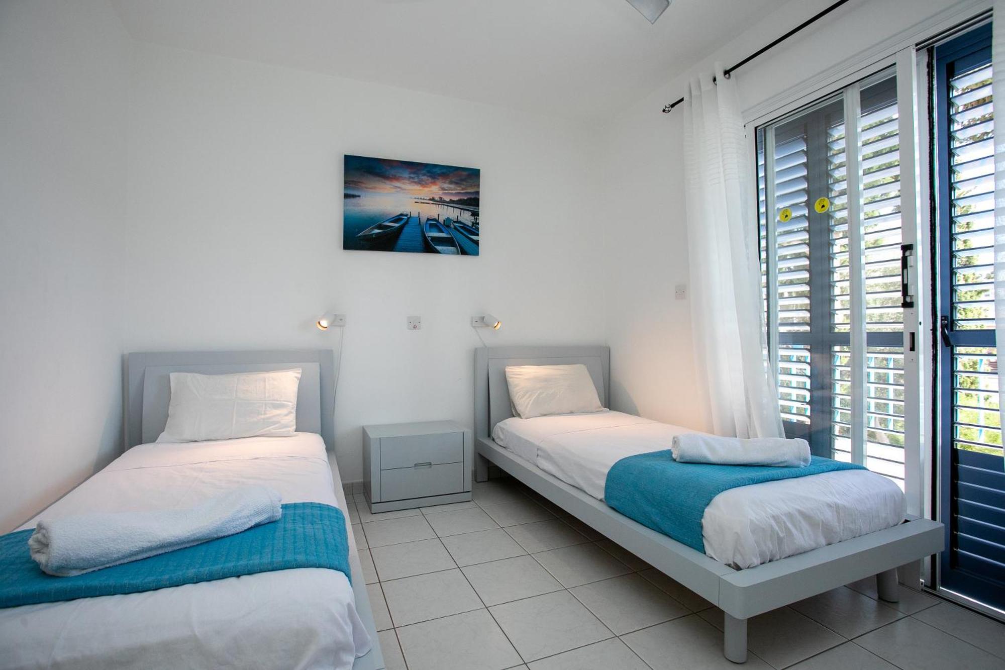 Casa Del Sol Townhouse In Iris Village Paphos Exteriör bild