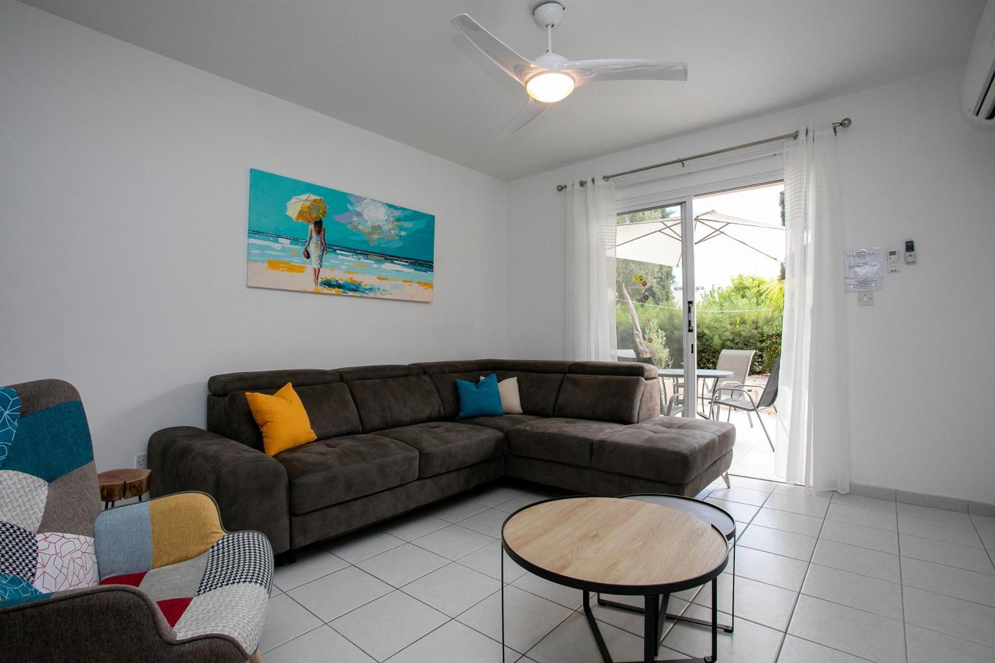 Casa Del Sol Townhouse In Iris Village Paphos Exteriör bild